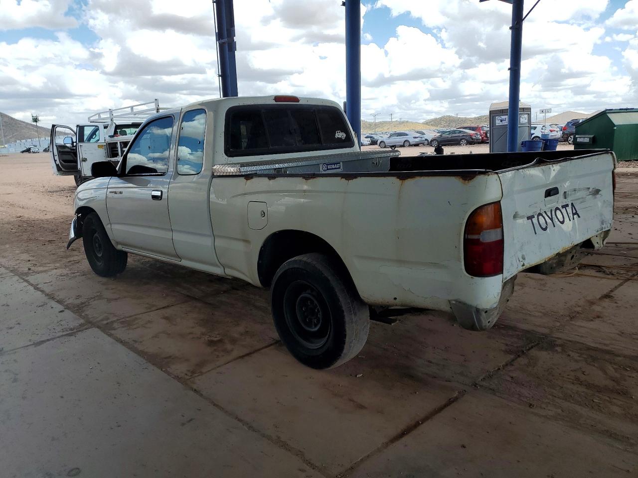 1997 TOYOTA TACOMA XTRACAB photo 3