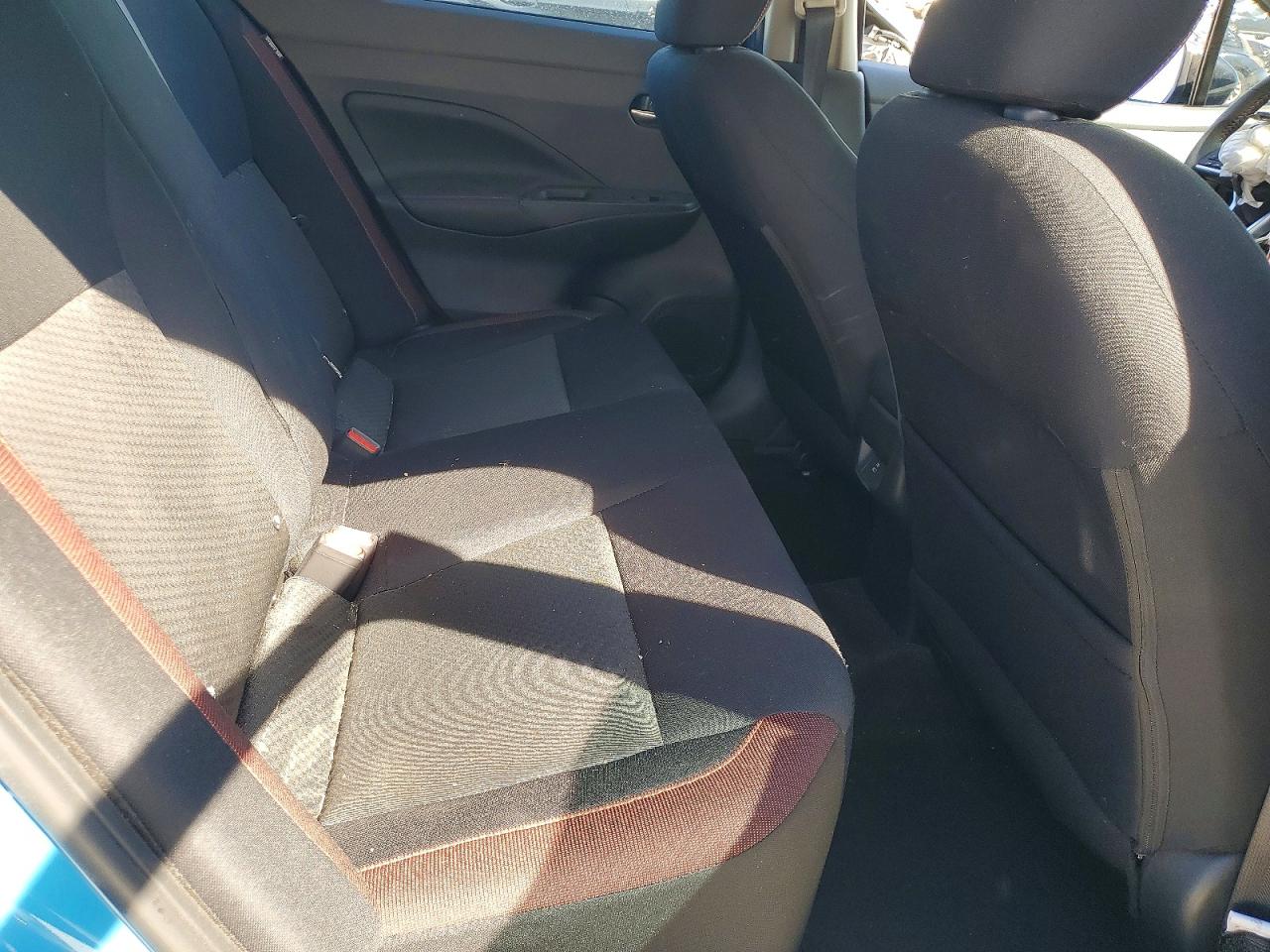 2025 NISSAN VERSA SR photo 10