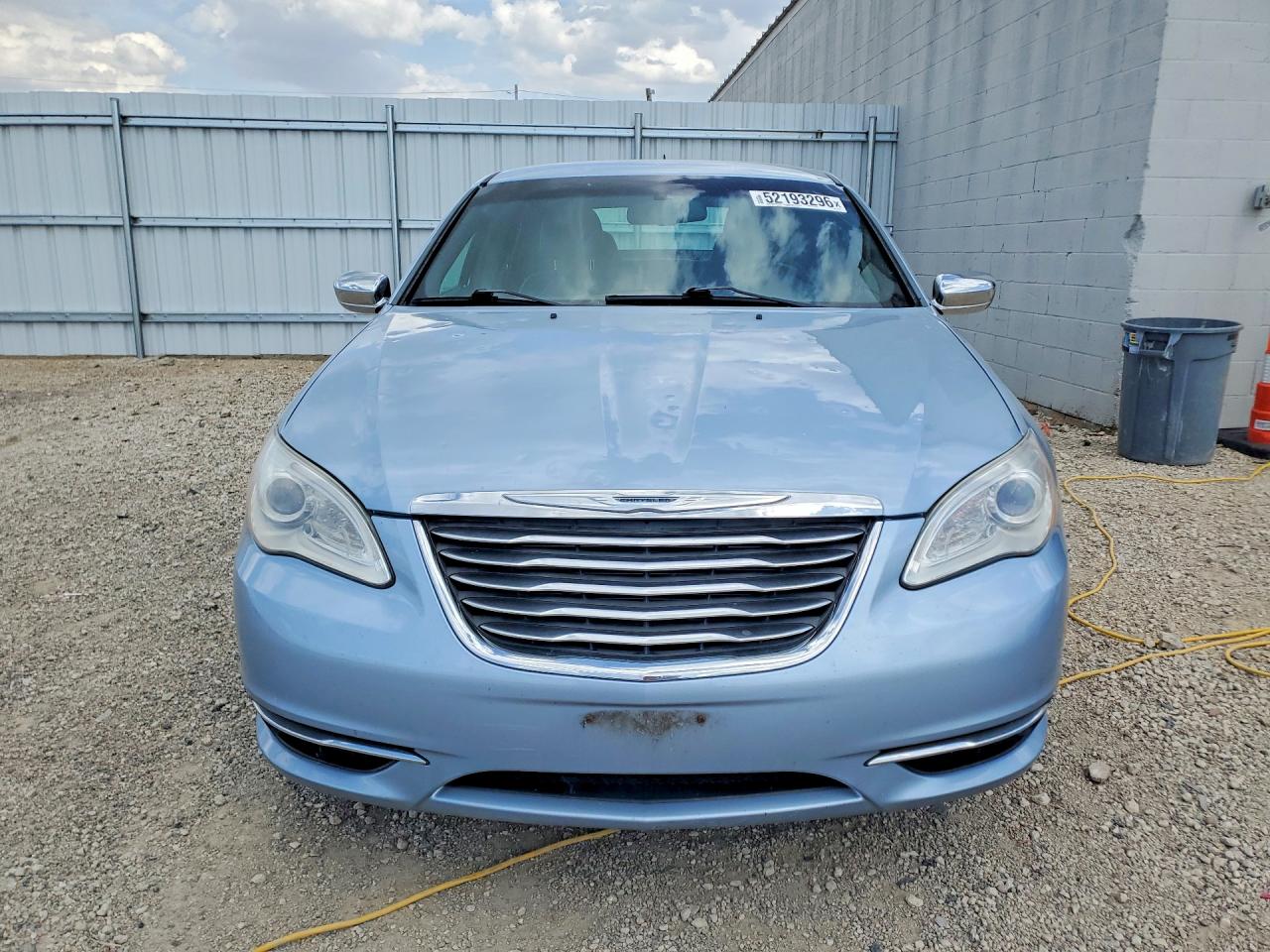2013 CHRYSLER 200 LIMITED photo 9