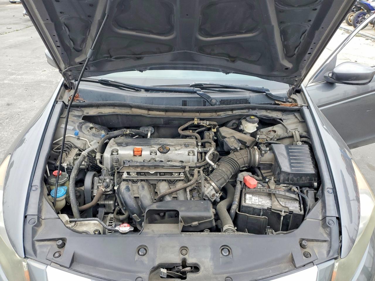 2012 HONDA ACCORD LX photo 31