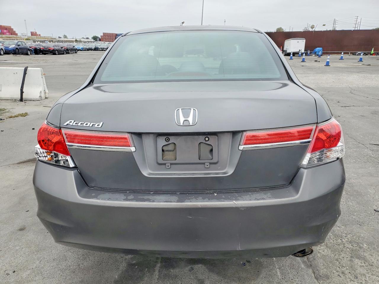 2012 HONDA ACCORD LX photo 16