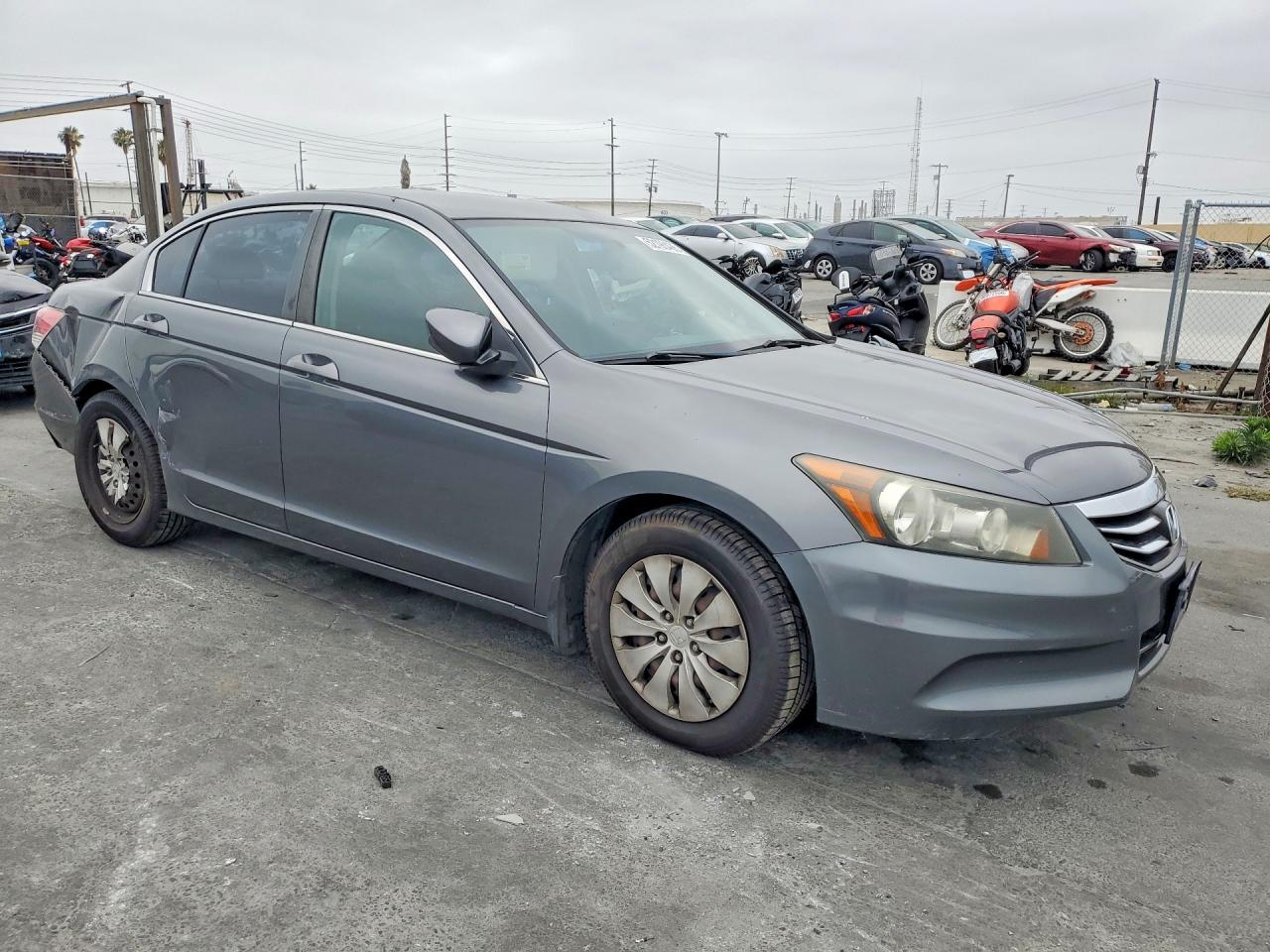 2012 HONDA ACCORD LX photo 10