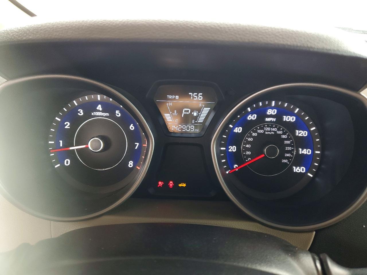 2014 HYUNDAI ELANTRA SE photo 17