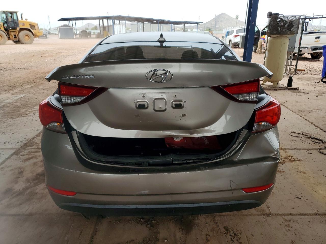 2014 HYUNDAI ELANTRA SE photo 11