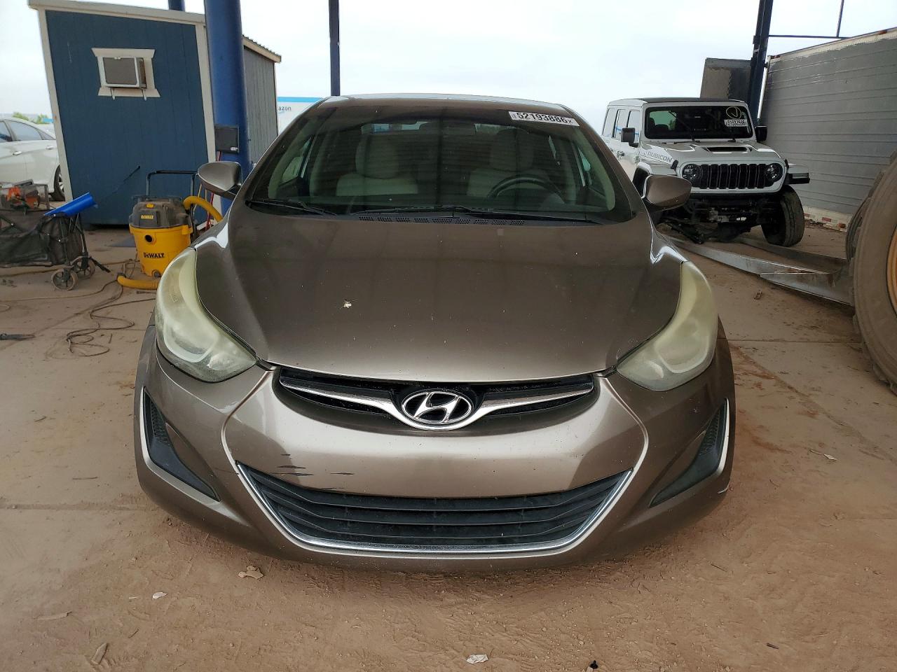 2014 HYUNDAI ELANTRA SE photo 9