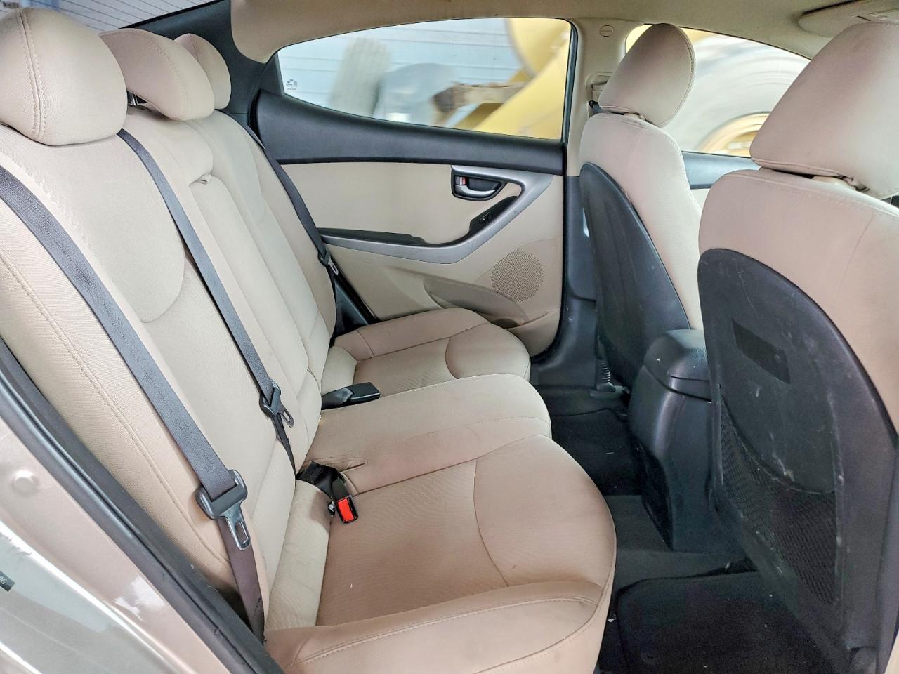 2014 HYUNDAI ELANTRA SE photo 19