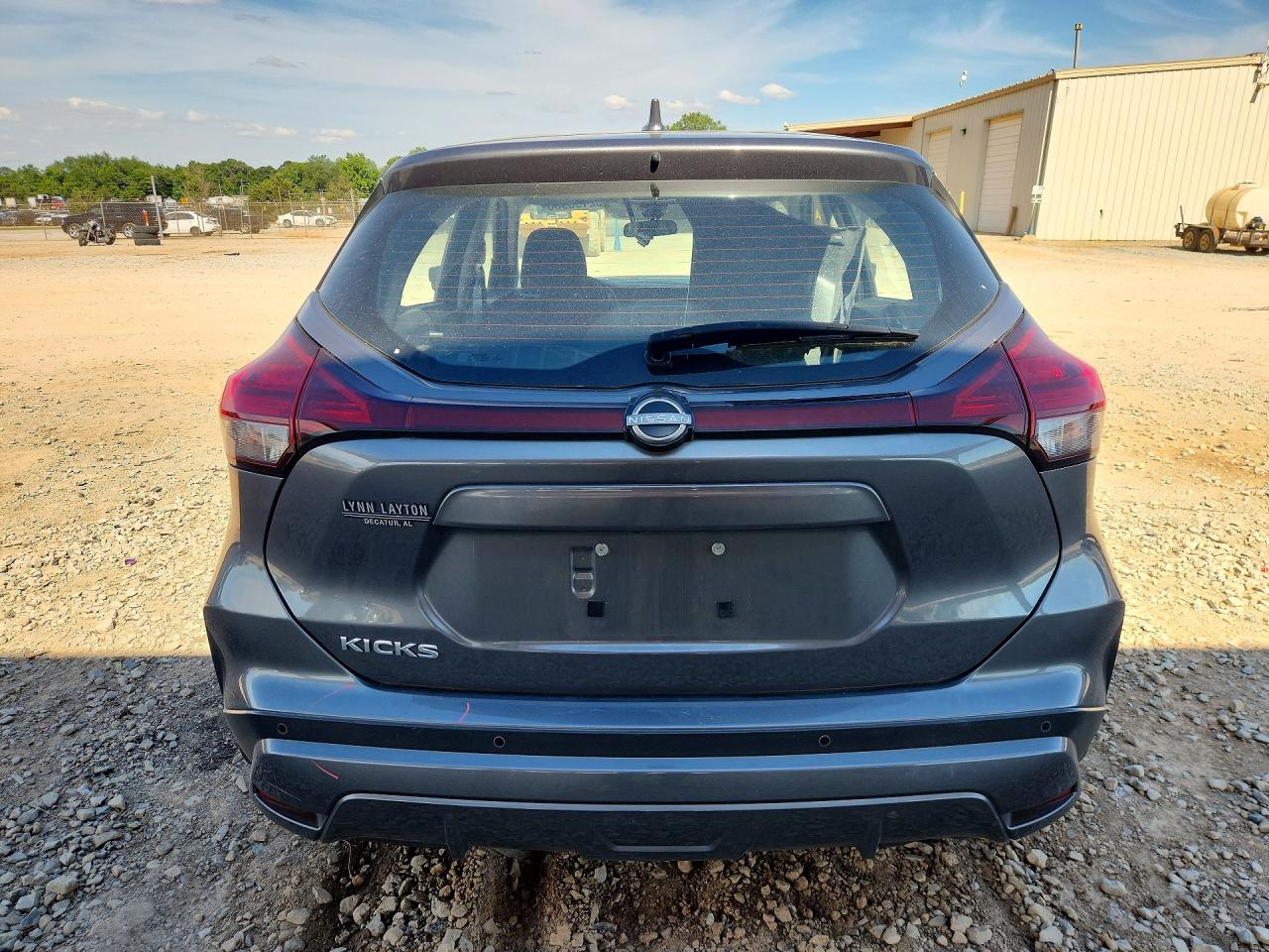 2023 NISSAN KICKS S photo 6