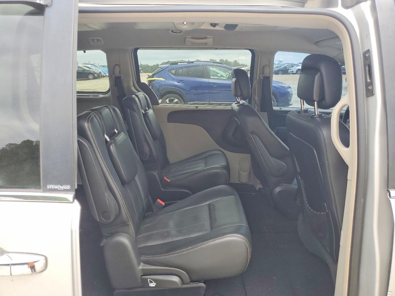2012 CHRYSLER TOWN & COUNTRY TOURING L photo 31