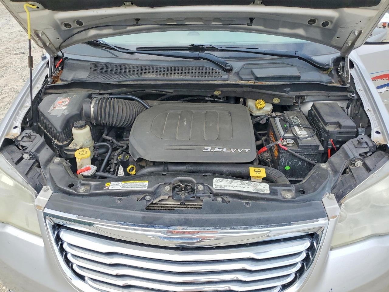 2012 CHRYSLER TOWN & COUNTRY TOURING L photo 34