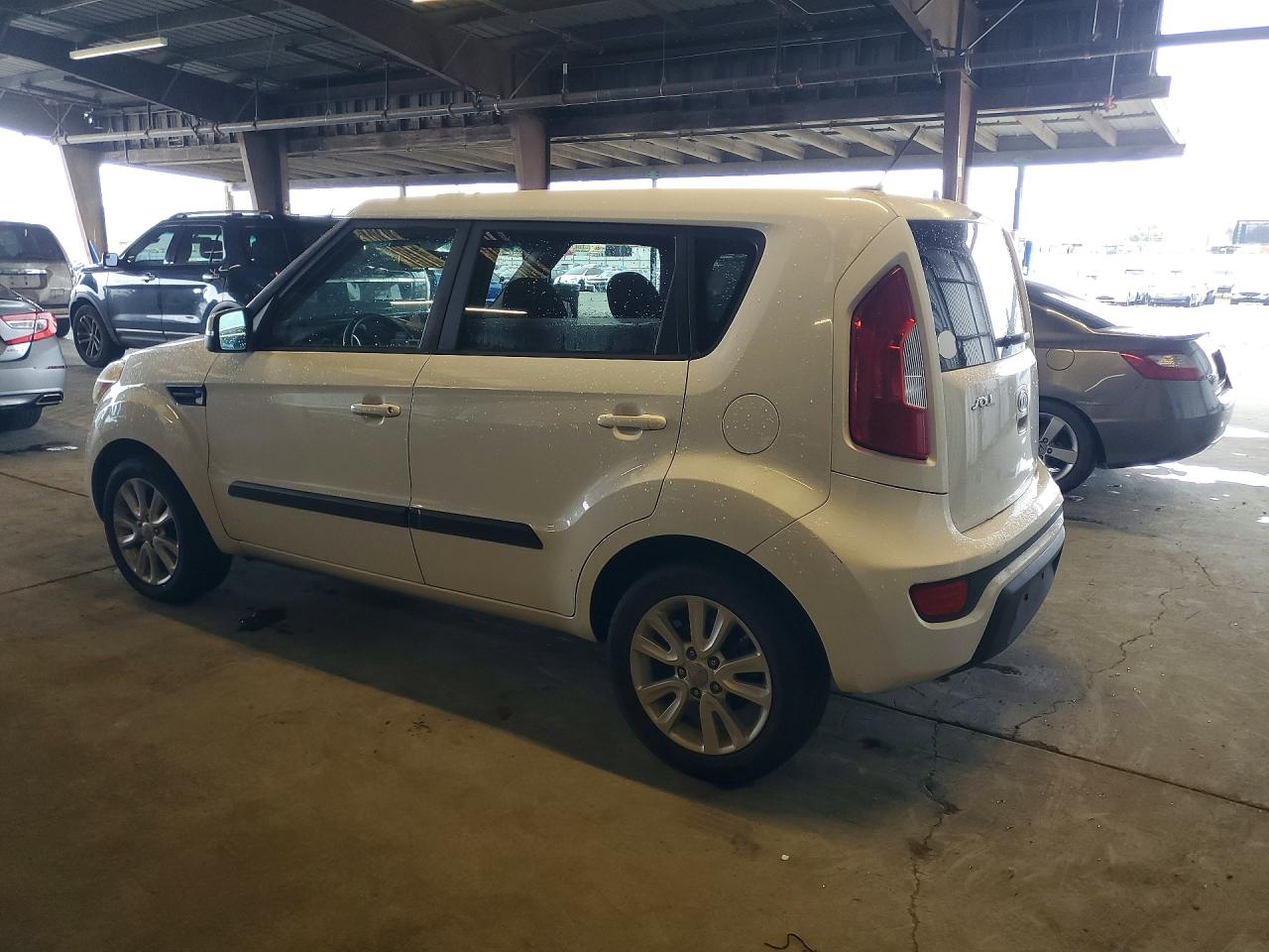 2012 KIA SOUL + photo 3