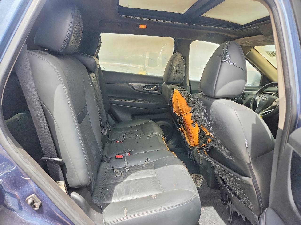 2014 NISSAN ROGUE SL photo 28