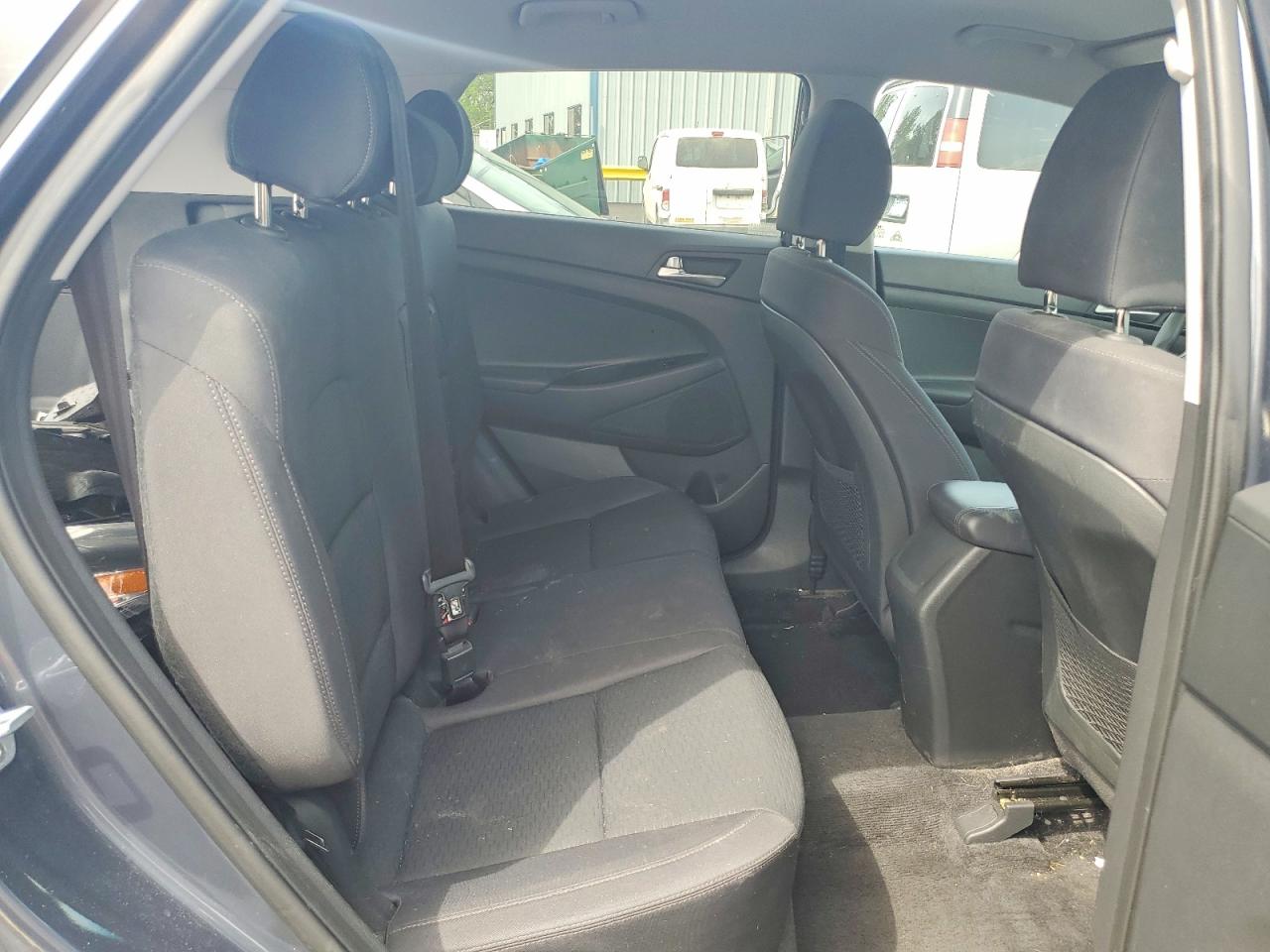2019 HYUNDAI TUCSON SE photo 28