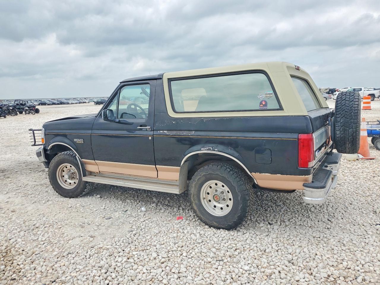 1994 FORD BRONCO U100 photo 3