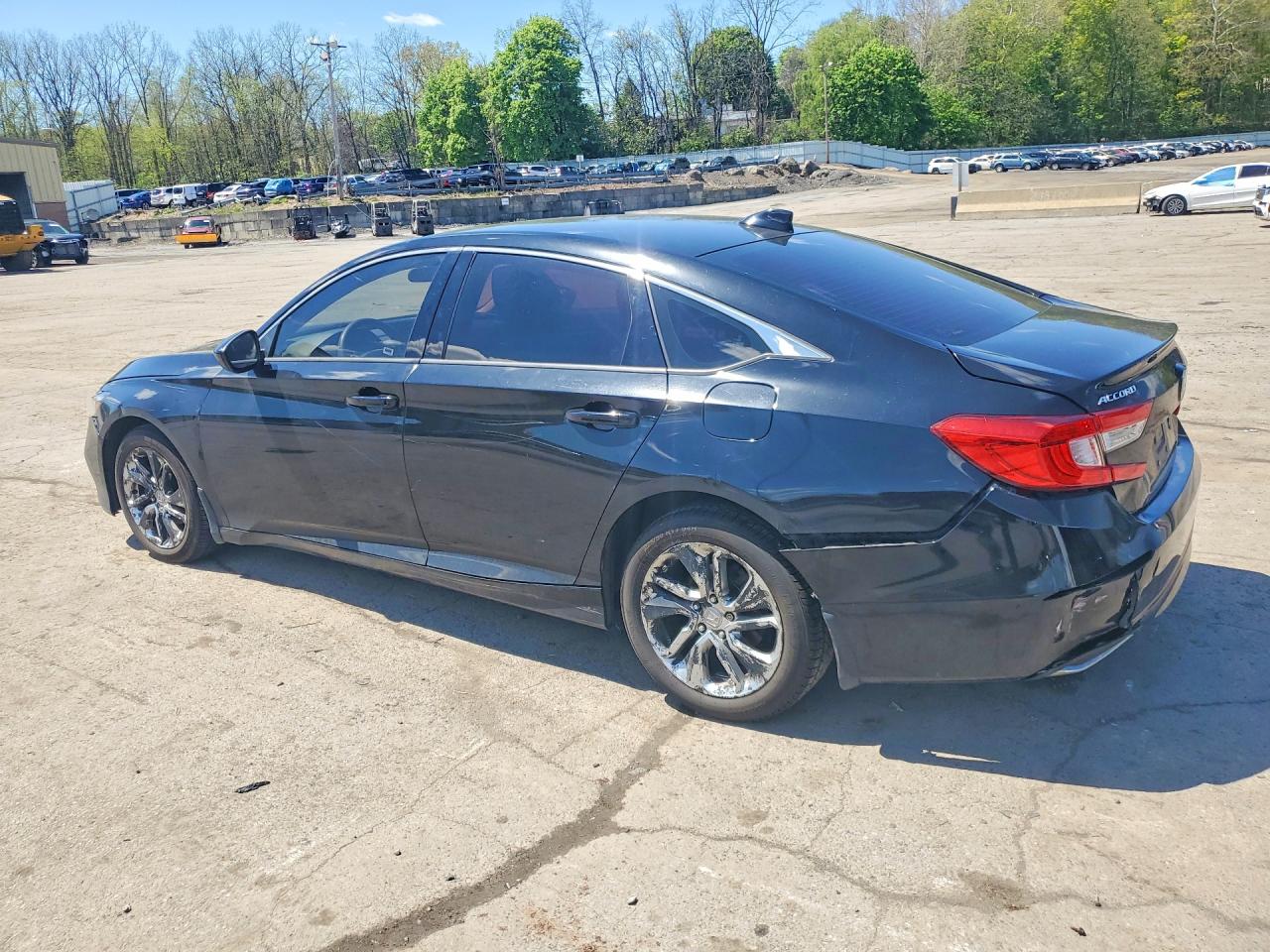 2020 HONDA ACCORD LX photo 4
