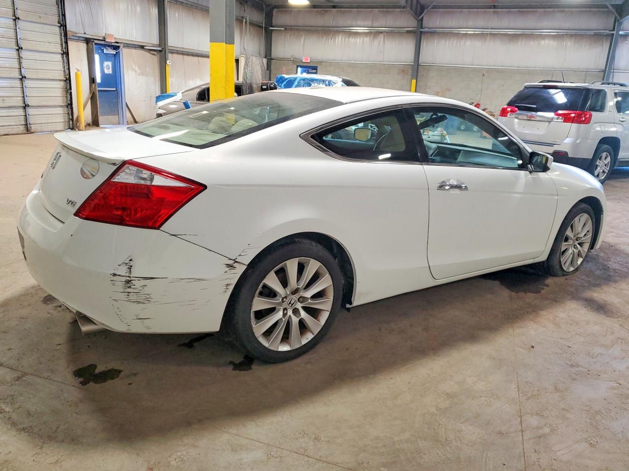 2010 HONDA ACCORD EXL photo 5