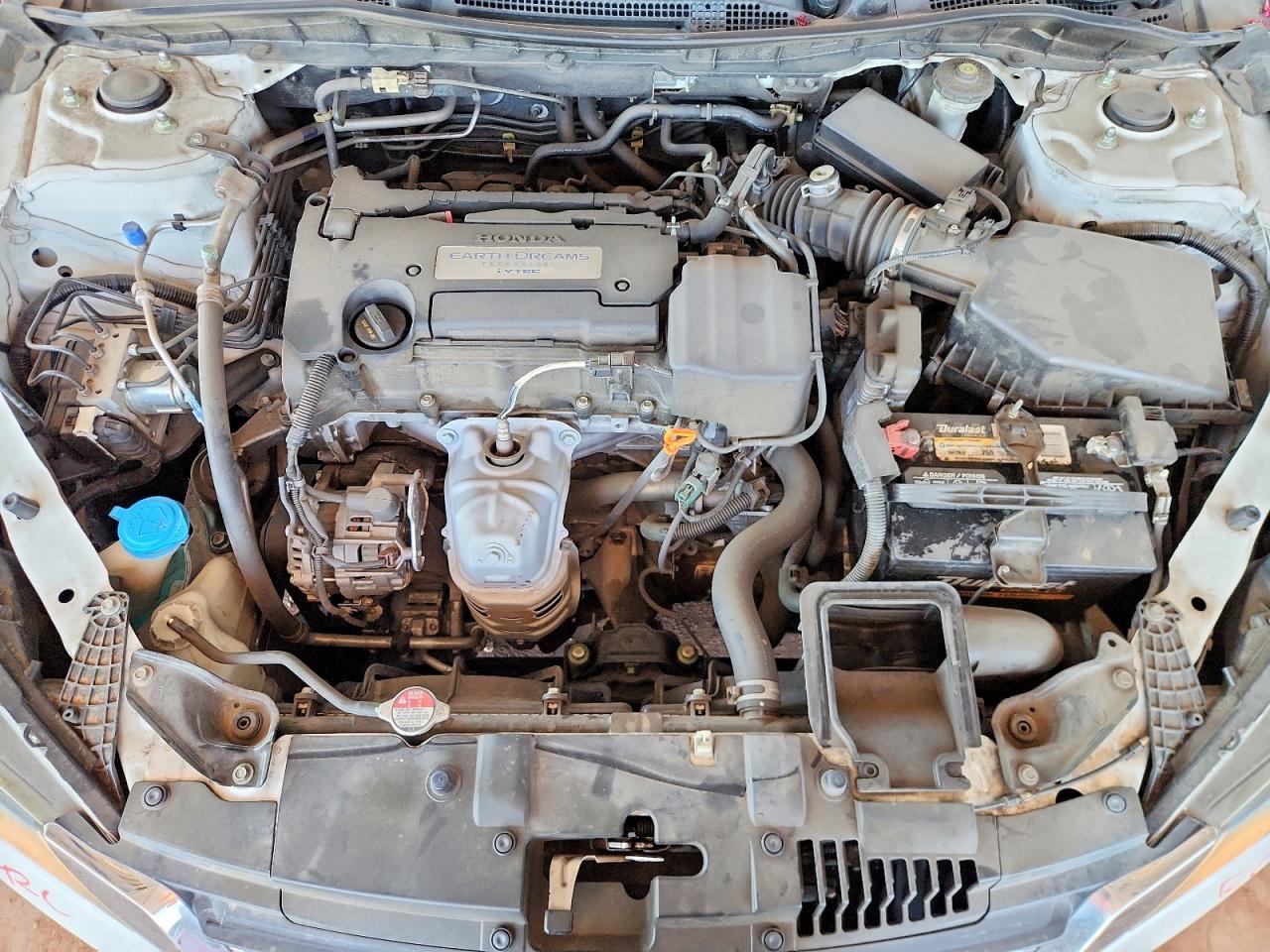 2015 HONDA ACCORD LX photo 21