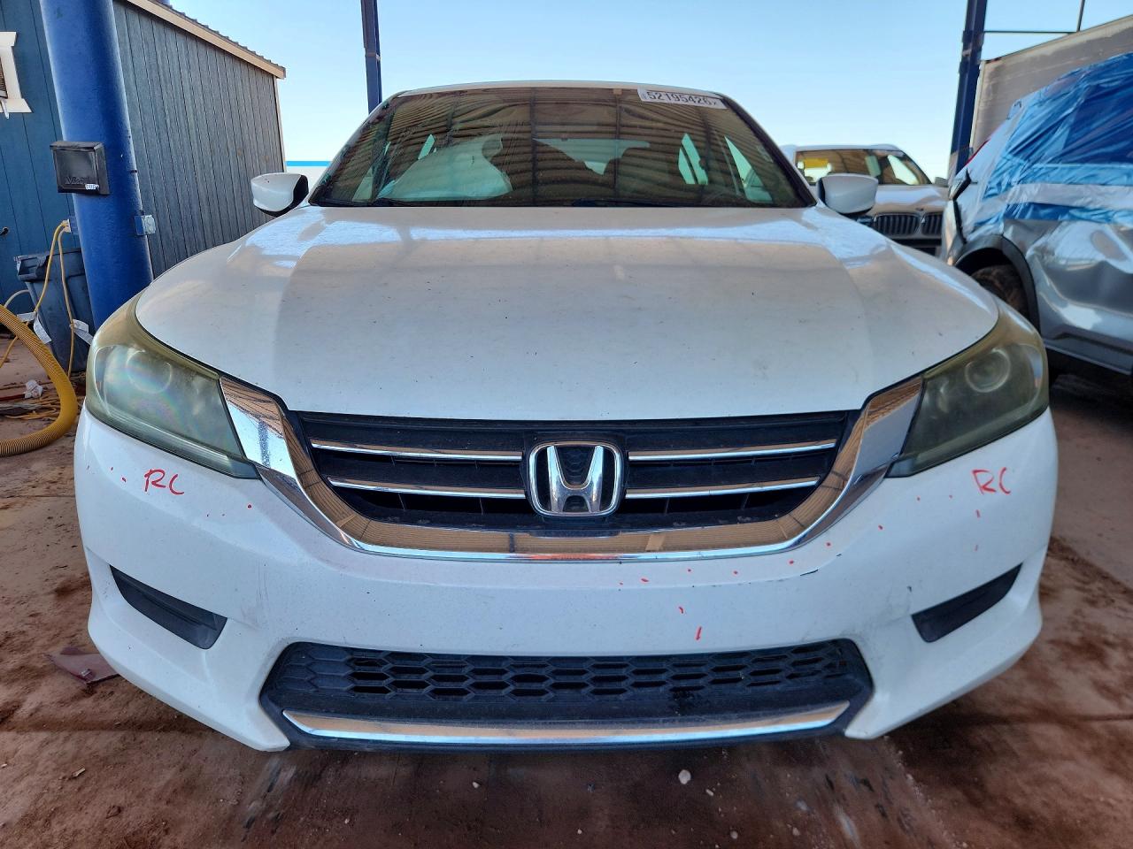 2015 HONDA ACCORD LX photo 9