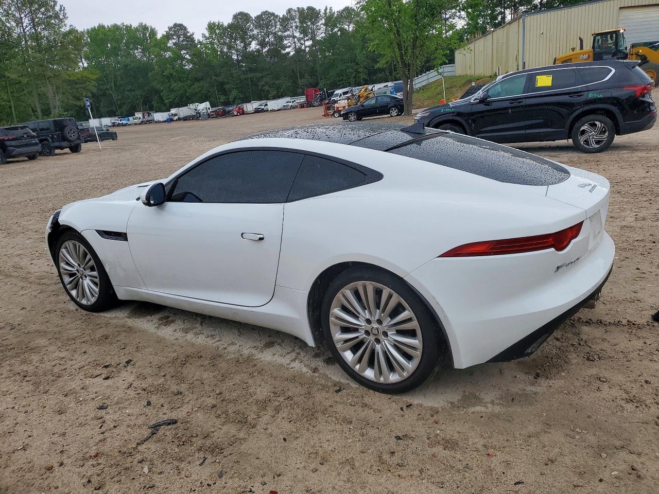 2016 JAGUAR F-TYPE photo 2