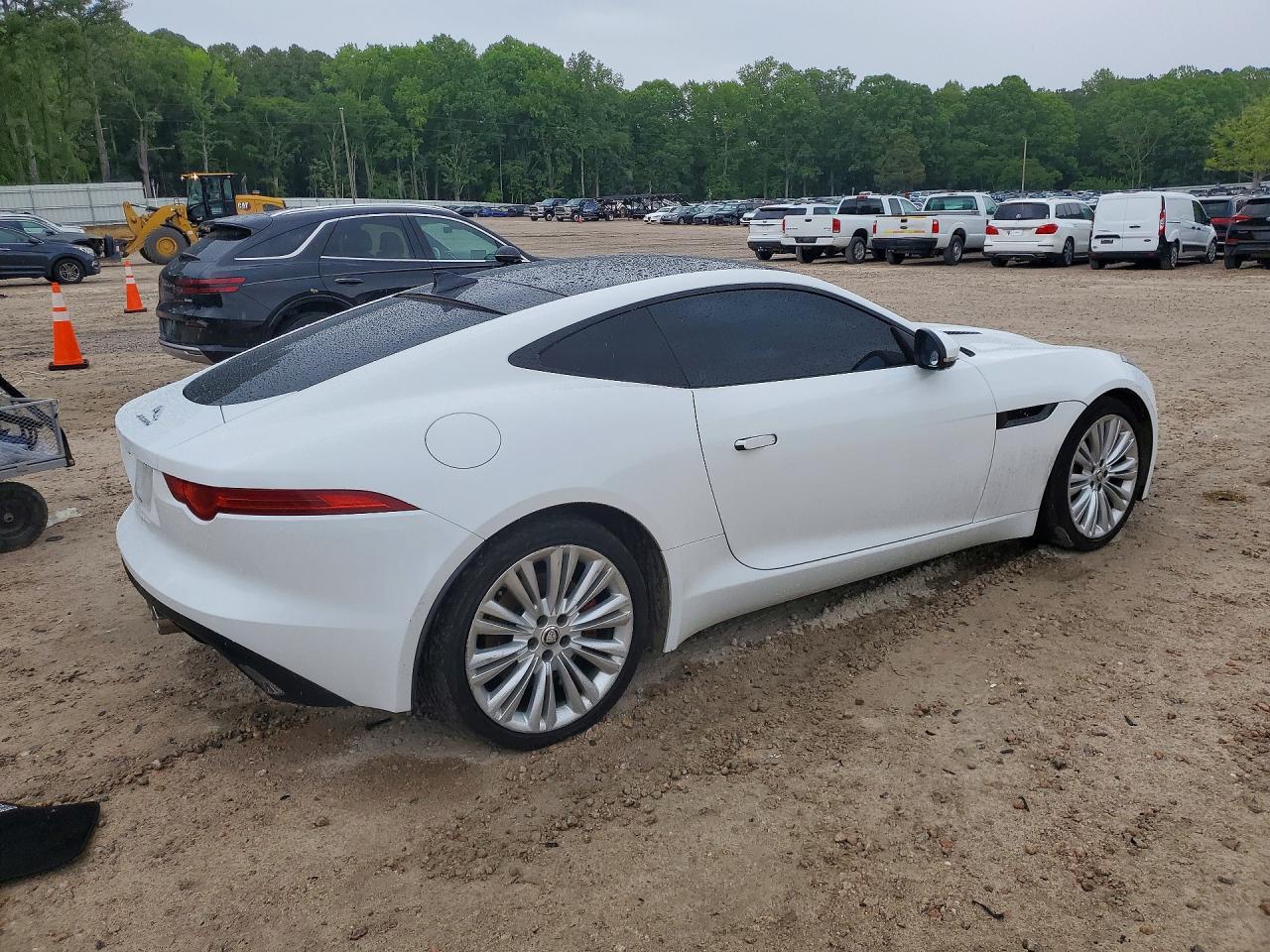 2016 JAGUAR F-TYPE photo 3