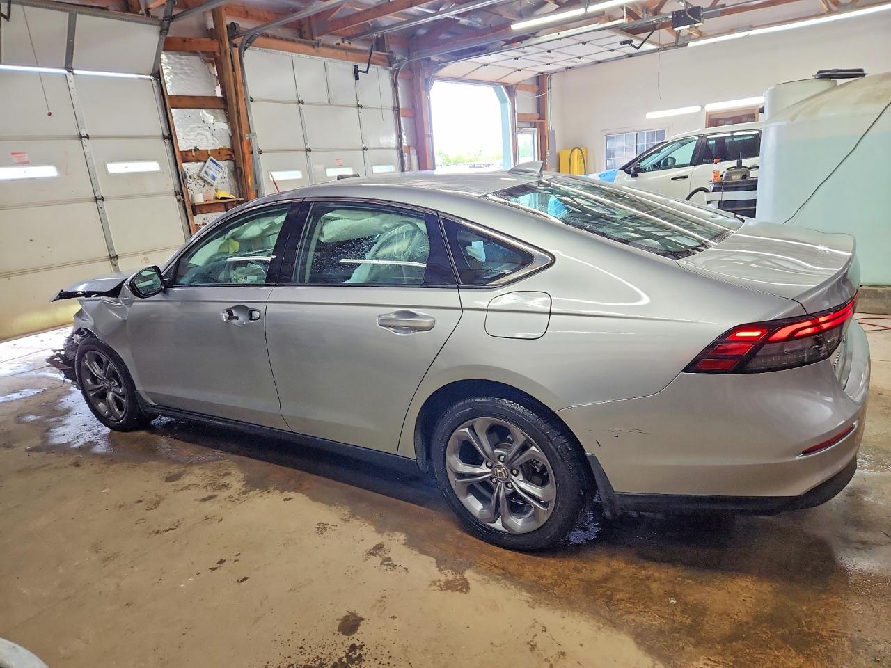 2024 HONDA ACCORD EX photo 4