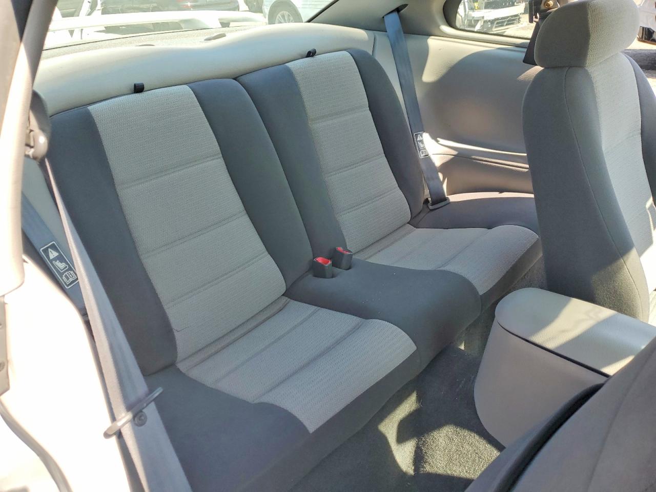 2001 FORD MUSTANG photo 10