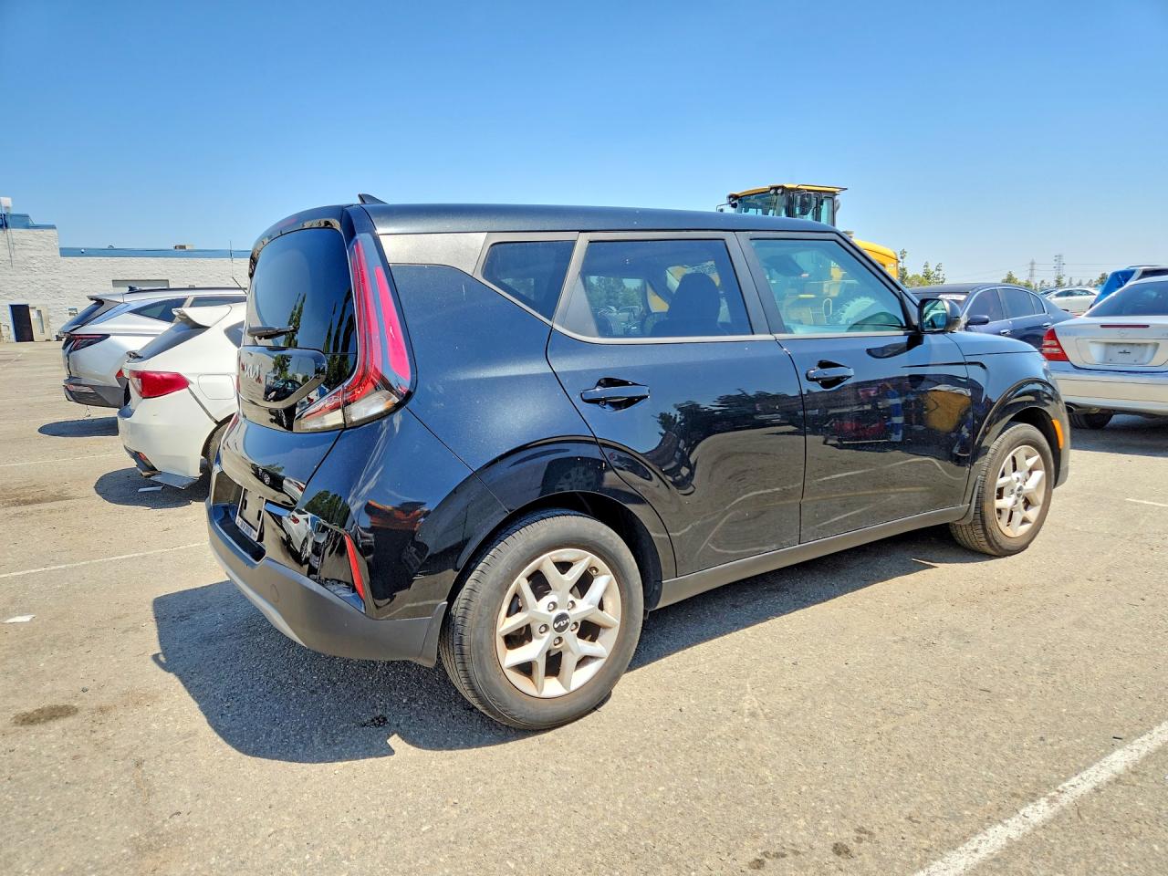 2024 KIA SOUL S photo 3