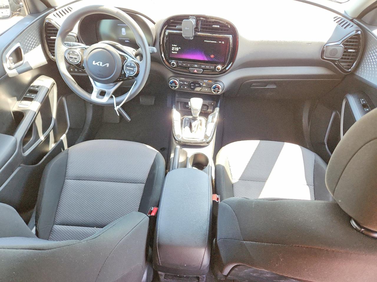2024 KIA SOUL S photo 8