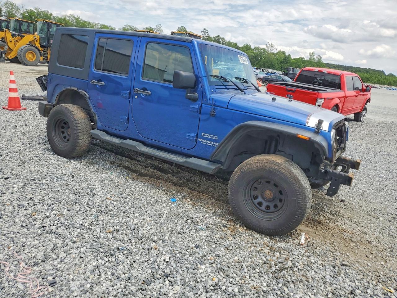 2010 JEEP WRANGLER UNLIMITED SPORT photo 7