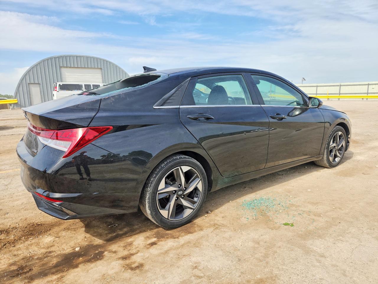 2022 HYUNDAI ELANTRA LIMITED photo 3