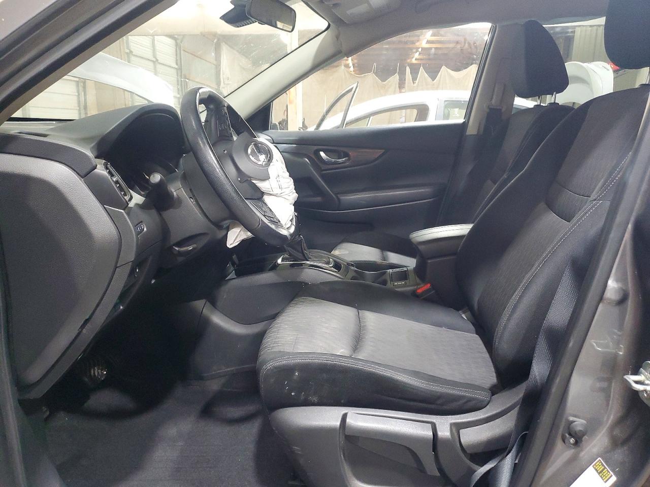 2020 NISSAN ROGUE S photo 13