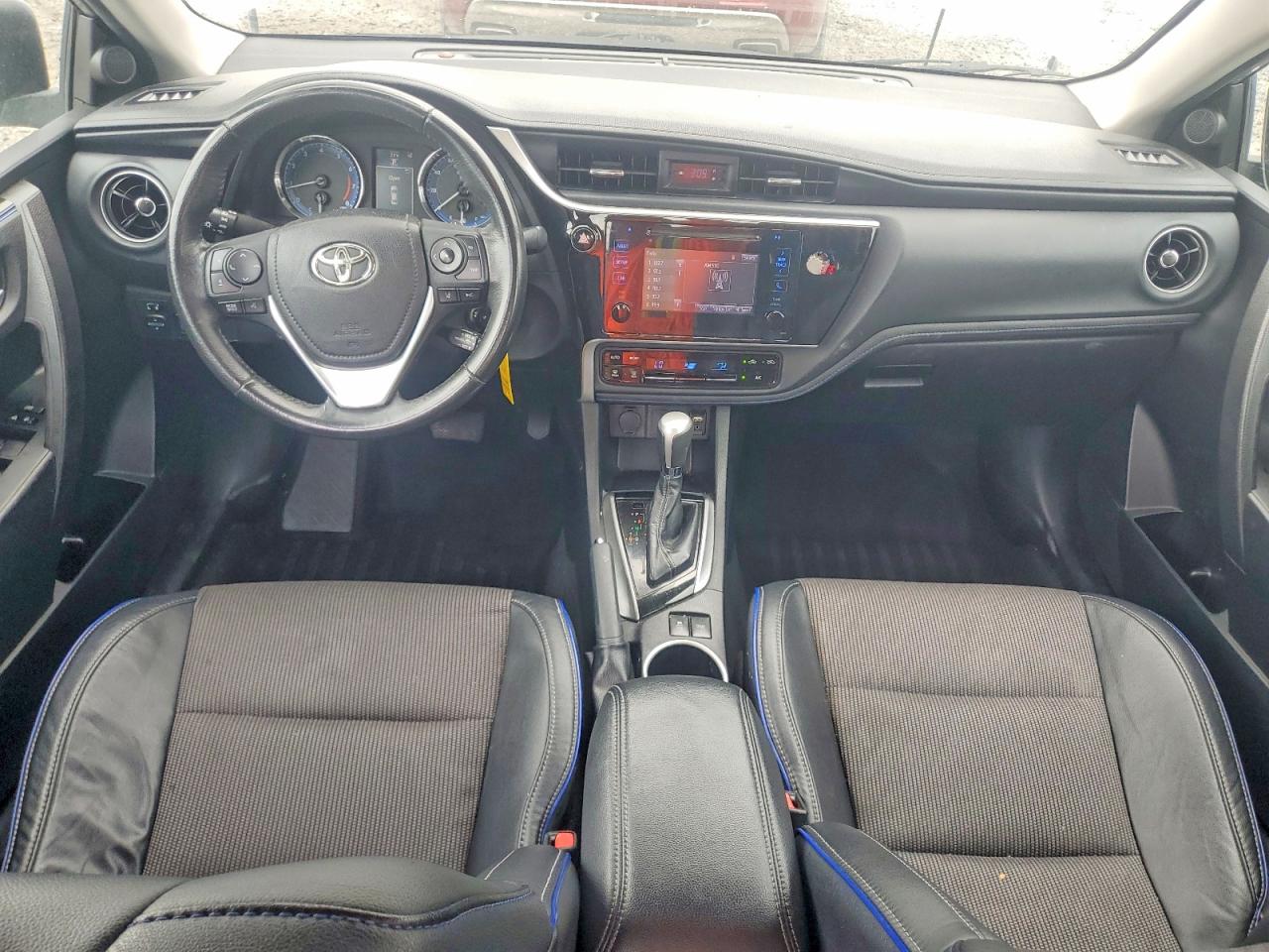 2018 TOYOTA COROLLA SE photo 15
