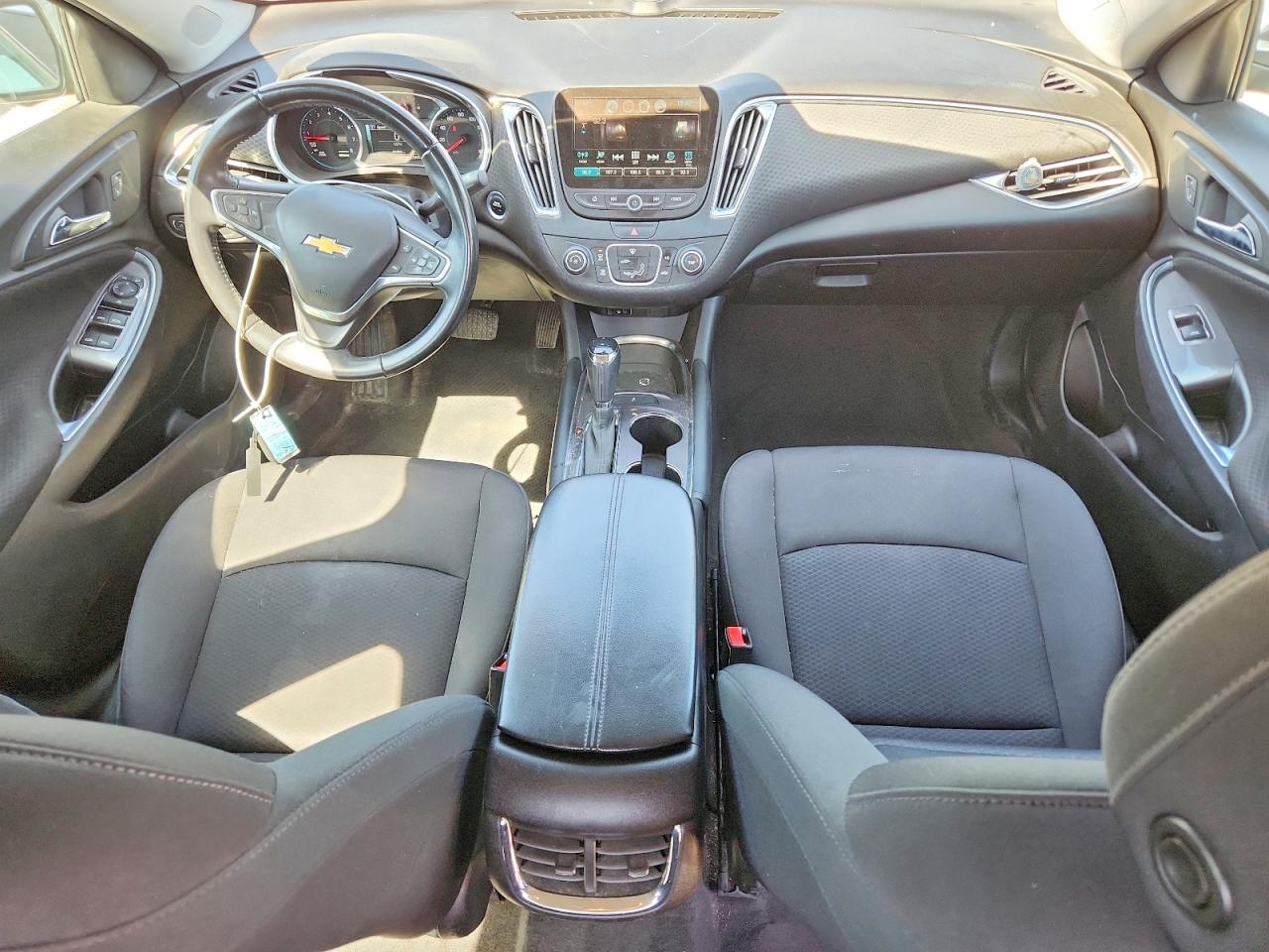 2018 CHEVROLET MALIBU LT photo 15