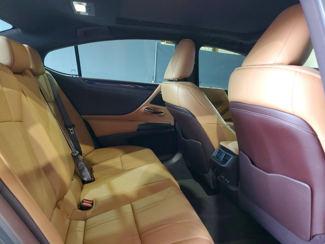 2019 LEXUS ES 350 photo 28