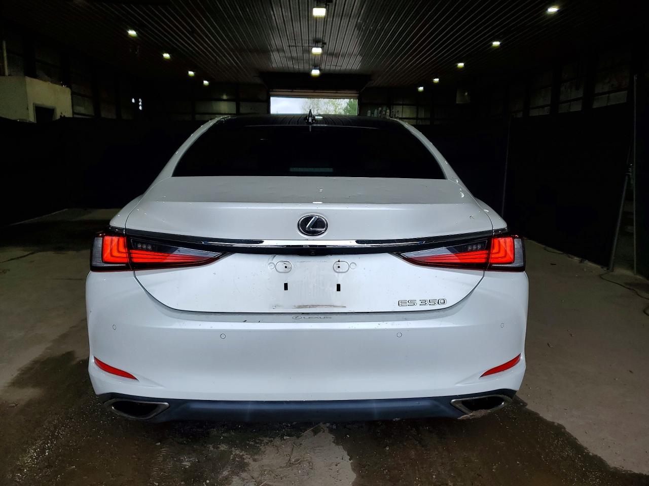 2019 LEXUS ES 350 photo 16