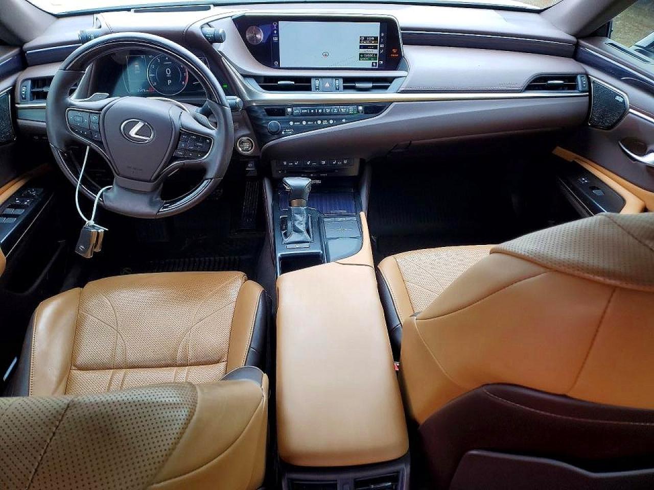 2019 LEXUS ES 350 photo 22
