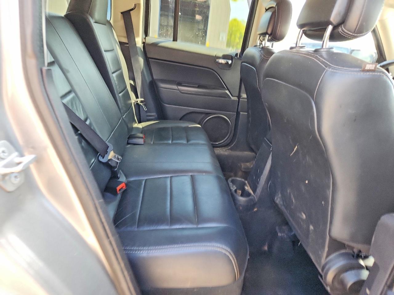 2015 JEEP PATRIOT LATITUDE photo 11