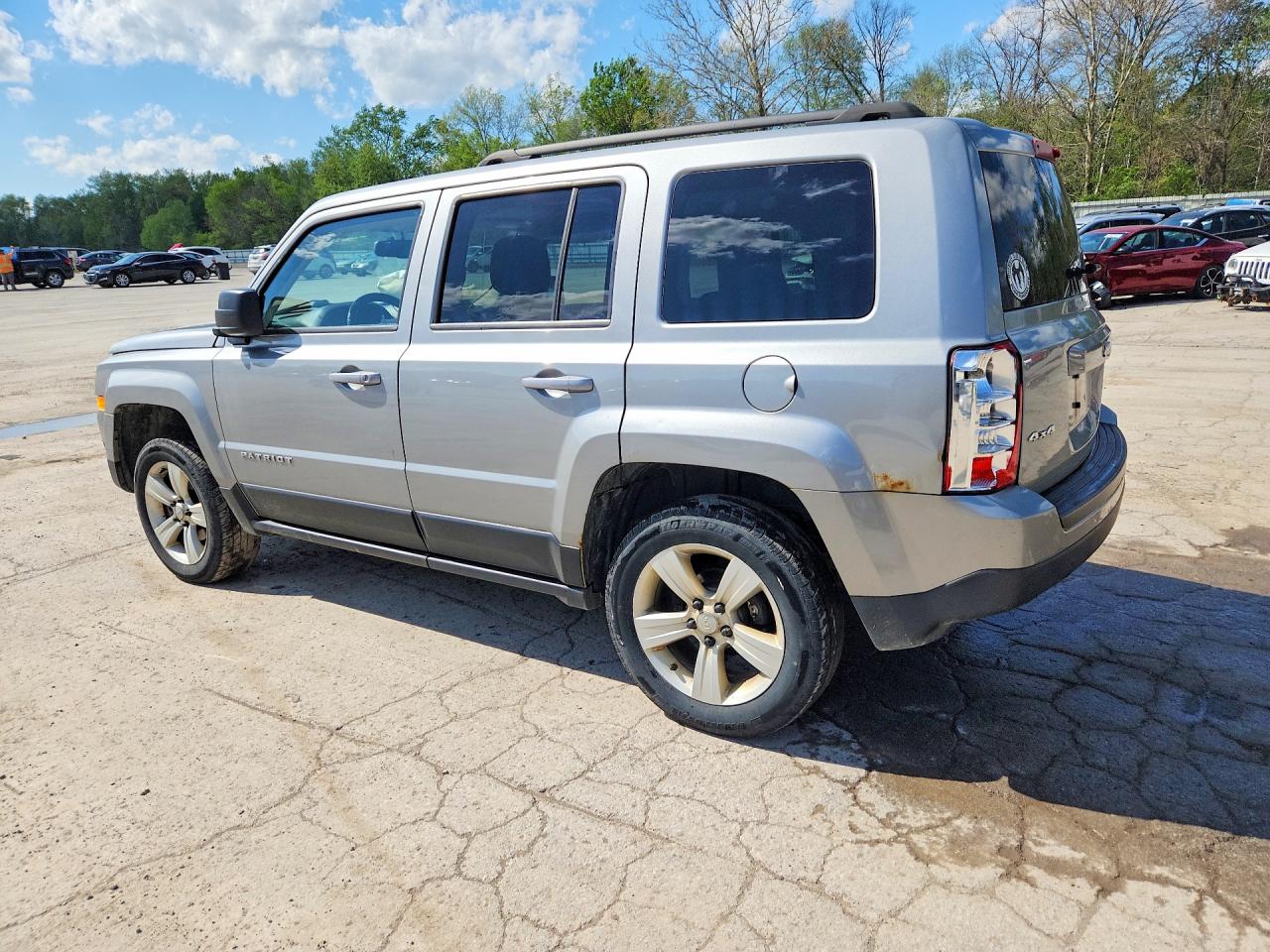 2015 JEEP PATRIOT LATITUDE photo 2