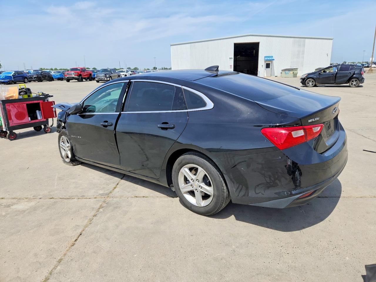 2022 CHEVROLET MALIBU LS photo 4