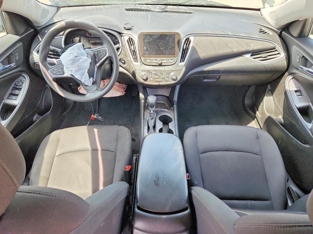 2022 CHEVROLET MALIBU LS photo 22