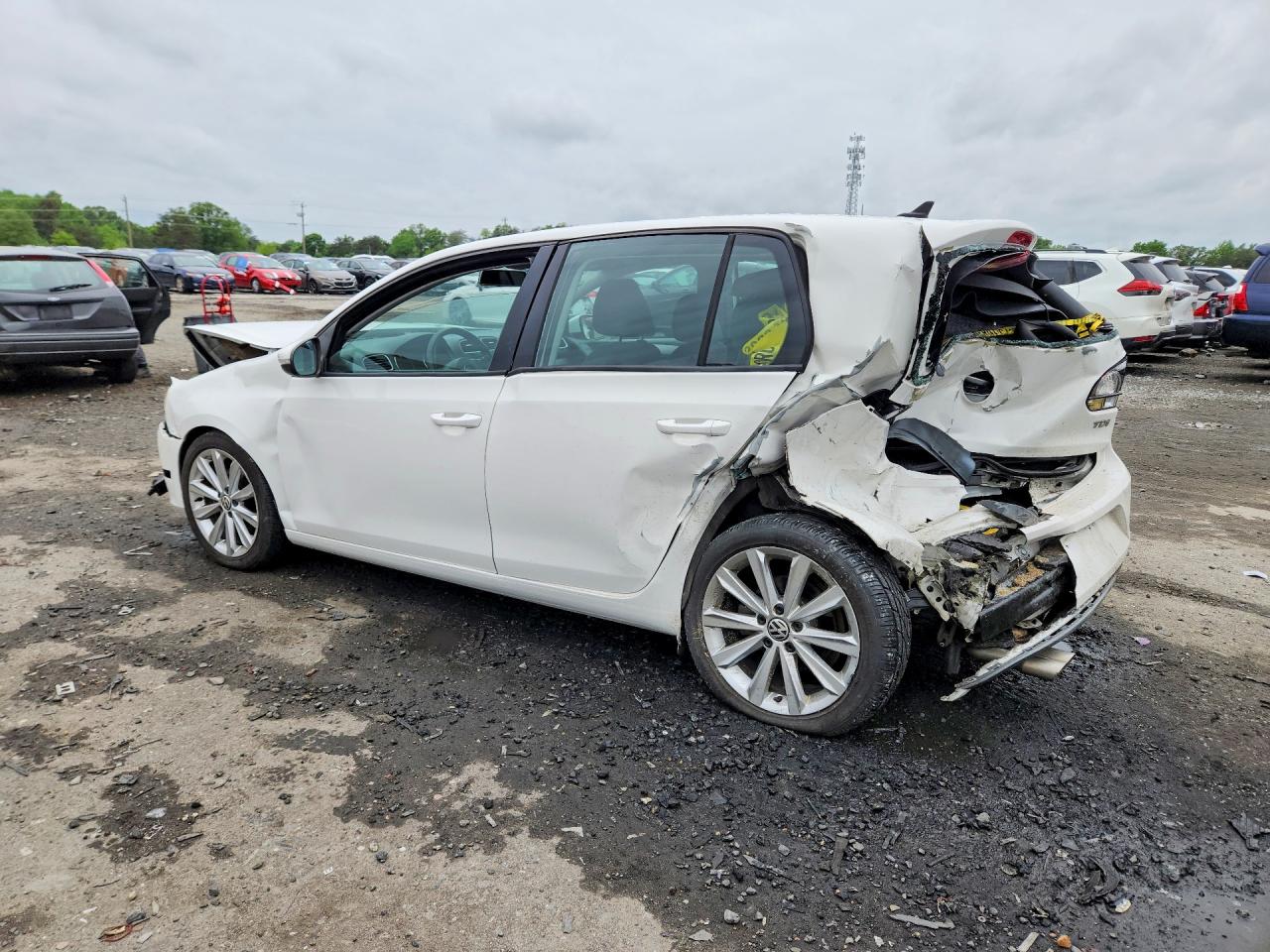 2012 VOLKSWAGEN GOLF photo 3