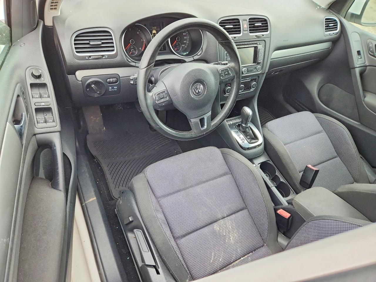 2012 VOLKSWAGEN GOLF photo 15