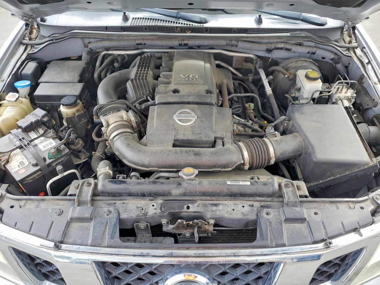 2011 NISSAN FRONTIER SV V6 photo 11