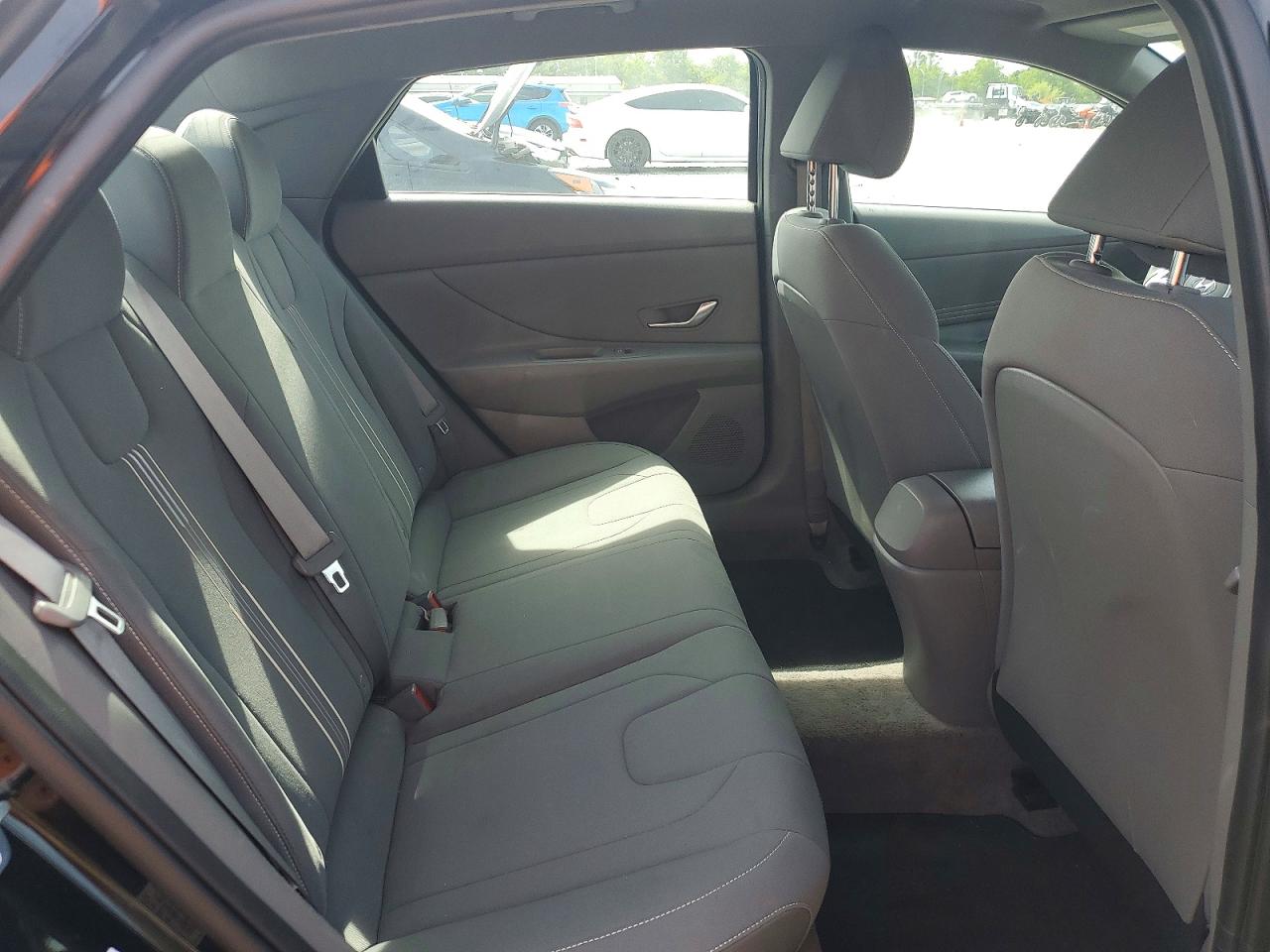 2023 HYUNDAI ELANTRA SEL photo 19