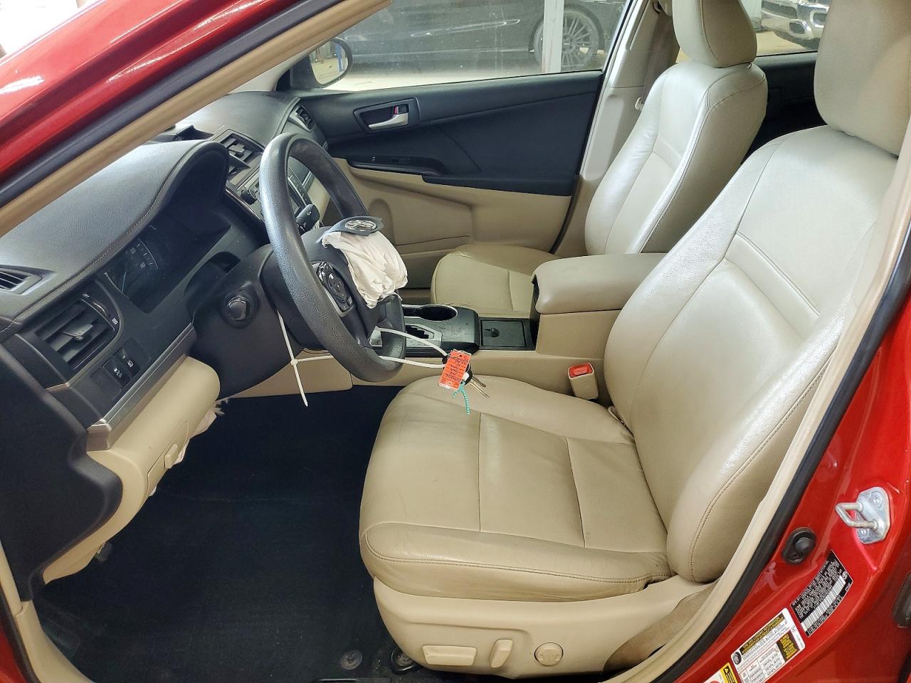 2012 TOYOTA CAMRY LE photo 19
