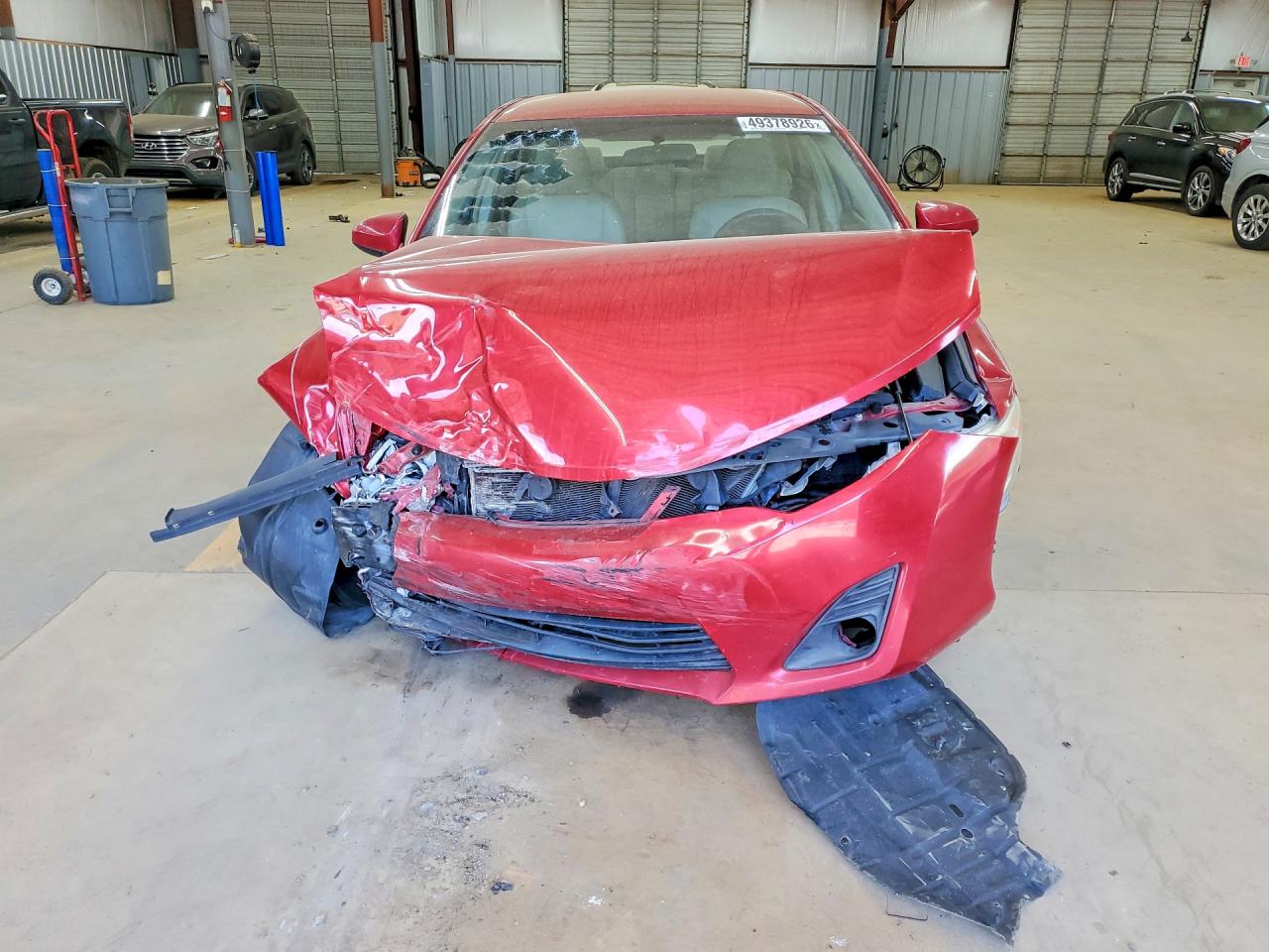 2012 TOYOTA CAMRY LE photo 13