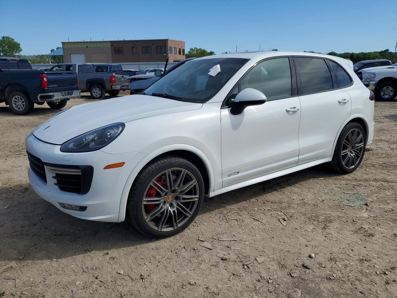 2017 PORSCHE CAYENNE