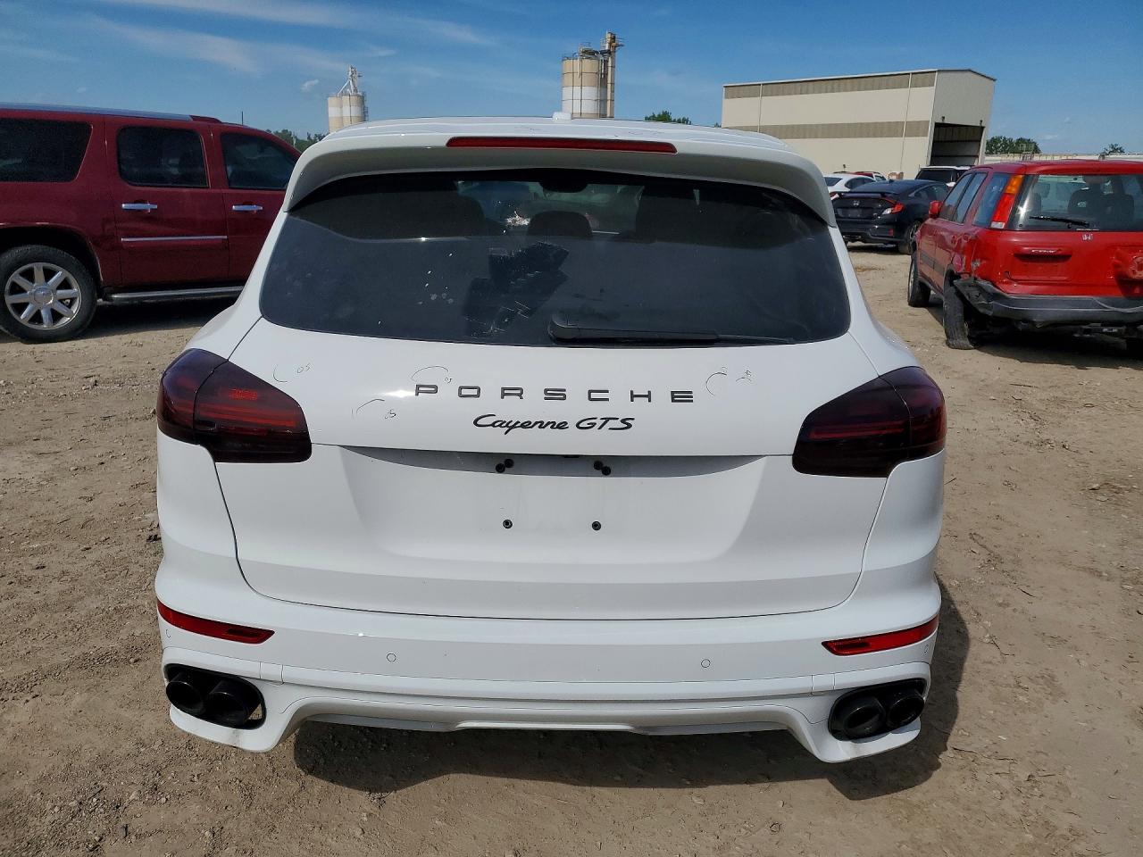 2017 PORSCHE CAYENNE GTS photo 11