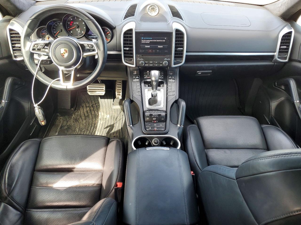 2017 PORSCHE CAYENNE GTS photo 15