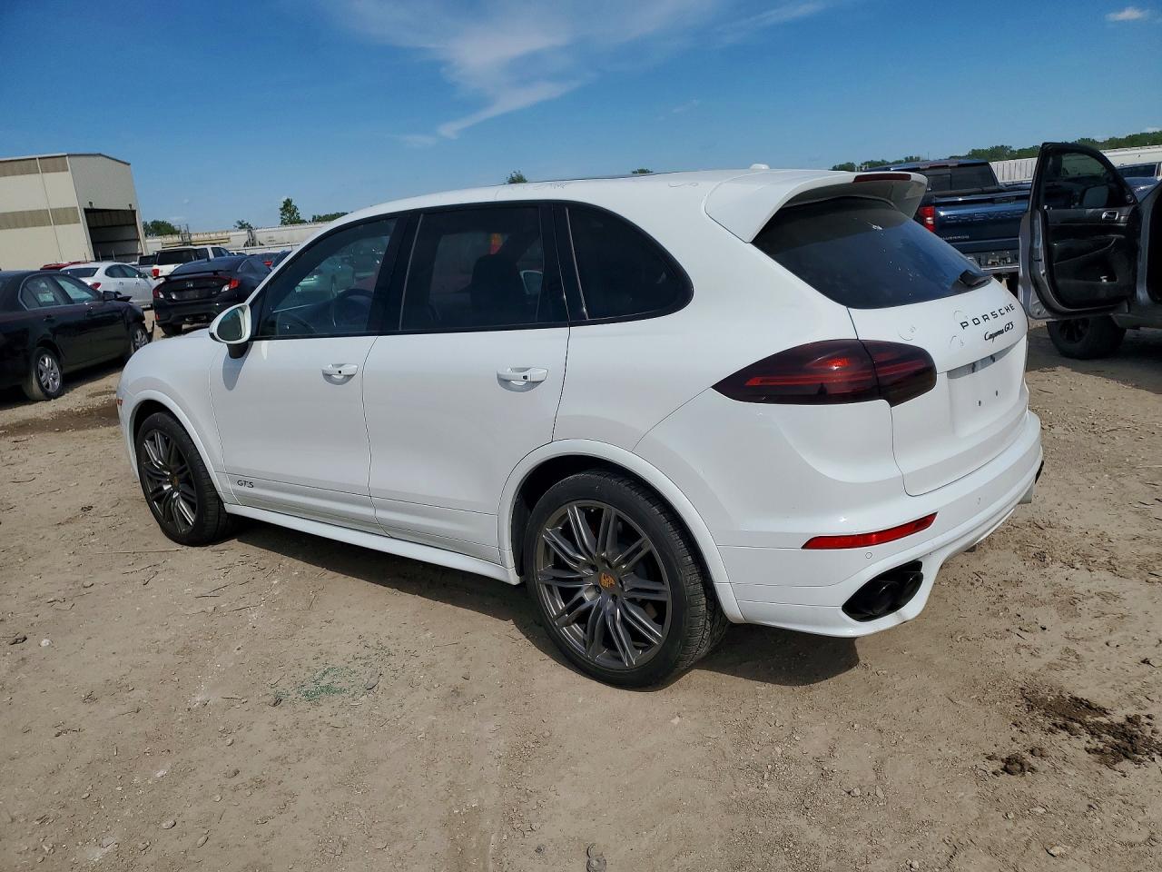 2017 PORSCHE CAYENNE GTS photo 3