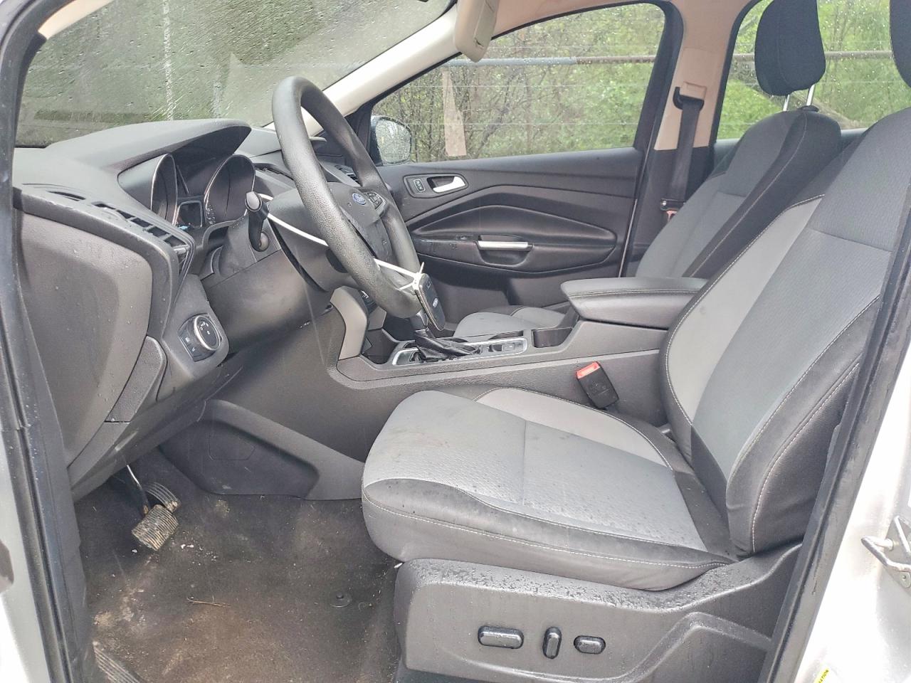 2019 FORD ESCAPE SE photo 19